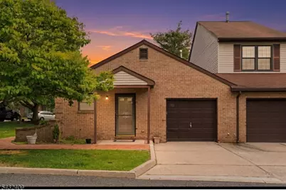 10 Daniel Ct, Lebanon, NJ 08833 - Photo 1