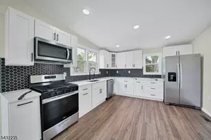 171 Myrtle St, Franklin Township, NJ 08873 - Photo 6