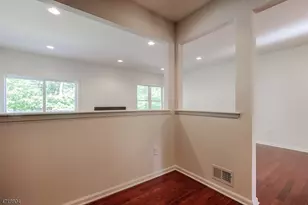 15 DeCroce Ct, Parsippany, NJ 07054 - Photo 8