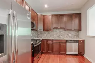15 DeCroce Ct, Parsippany, NJ 07054 - Photo 6