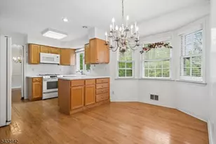 48 Walnut Cir, Bernards Township, NJ 07920 - Photo 12