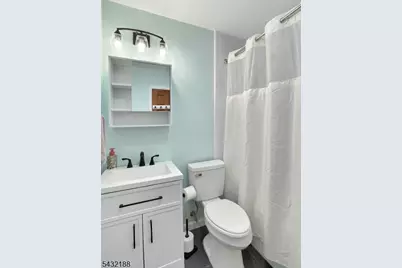 706 Rugby Road, Lopatcong Township, NJ 08865 - Photo 4