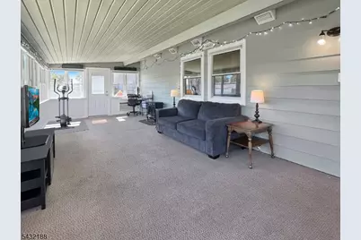 706 Rugby Road, Lopatcong Township, NJ 08865 - Photo 24