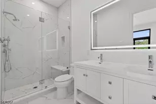 522 Valley Rd, Clifton, NJ 07013 - Photo 22