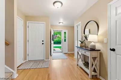 113 Saratoga Sq, Wayne, NJ 07470 - Photo 4