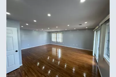 555 1st Ave, Elizabeth, NJ 07206 - Photo 4