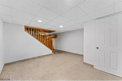 8 Garry St, Manville, NJ 08835 - Photo 22