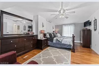 8 Garry St, Manville, NJ 08835 - Photo 14