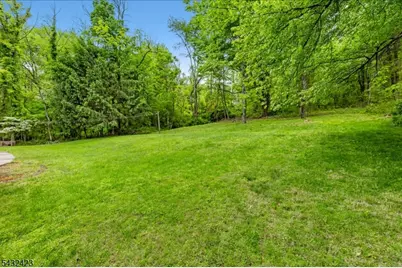 111 E Mountain Rd, Hillsborough Township, NJ 08844 - Photo 22