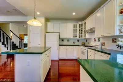 5 Pauma Valley Ct, Montgomery Township, NJ 08558 - Photo 12