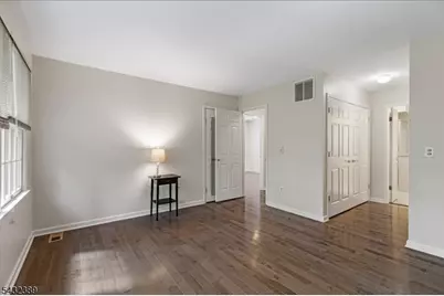 10 Exeter Rd, Bedminster Township, NJ 07921 - Photo 18