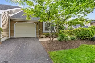 10 Exeter Rd, Bedminster Township, NJ 07921 - Photo 2