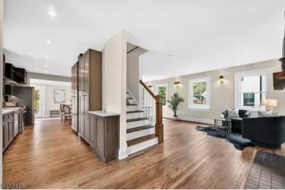 34 Buttonwood Rd, Essex Fells, NJ 07021 - Photo 6