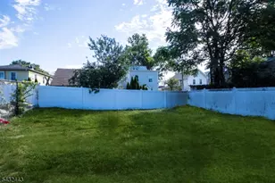 111 Roosevelt St, Roselle Park, NJ 07204 - Photo 12
