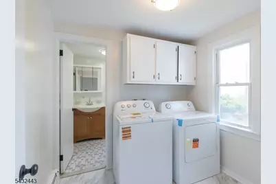 111 Roosevelt St #2, Roselle Park, NJ 07204 - Photo 6