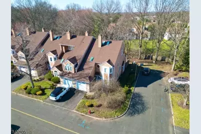 118 Coppertree Ct, Edison, NJ 08820 - Photo 4