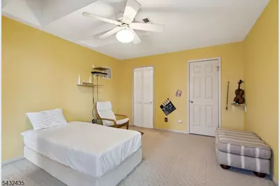 118 Coppertree Ct, Edison, NJ 08820 - Photo 24