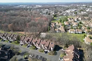118 Coppertree Ct, Edison, NJ 08820 - Photo 30