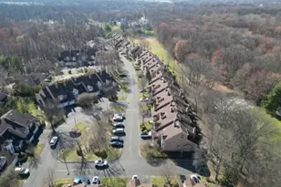 118 Coppertree Ct, Edison, NJ 08820 - Photo 34