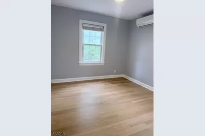 37 Lee Rd, Livingston, NJ 07039 - Photo 8