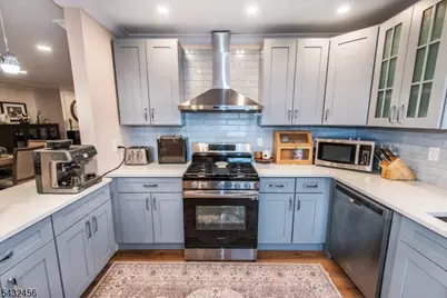57 Marsellus Pl #2, Garfield, NJ 07026 - Photo 8
