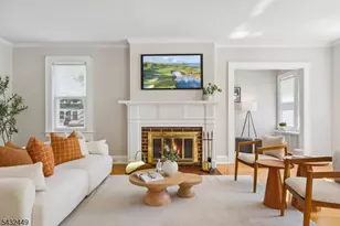 26 Lafayette Ave, East Orange, NJ 07017 - Photo 2