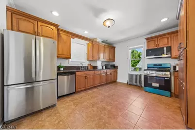 26 Lafayette Ave, East Orange, NJ 07017 - Photo 10