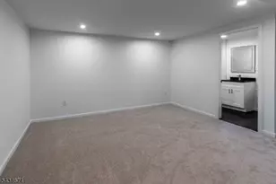 69 Fairmont Ave, Somerville, NJ 08876 - Photo 36