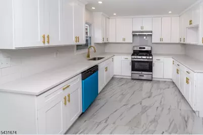 69 Fairmont Ave, Somerville, NJ 08876 - Photo 14