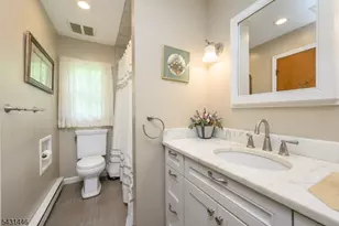 1 Ash Ln, Parsippany, NJ 07034 - Photo 14