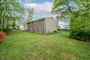 1 Ash Ln, Parsippany, NJ 07034 - Photo 28