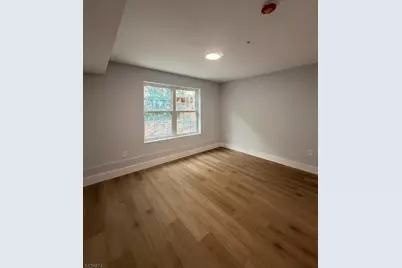 129 Mt Pleasant Ave #1, Newark, NJ 07104 - Photo 8