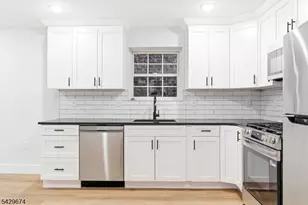 129 Mt Pleasant Ave, Newark, NJ 07104 - Photo 4