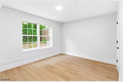 129 Mt Pleasant Ave #1, Newark, NJ 07104 - Photo 10