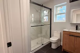 129 Mt Pleasant Ave, Newark, NJ 07104 - Photo 14