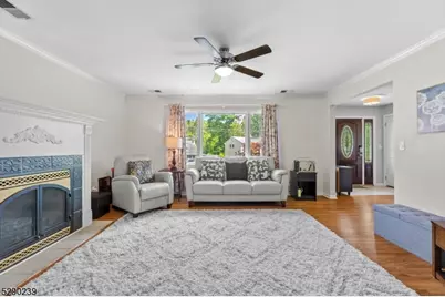 161 River Dr, Parsippany, NJ 07034 - Photo 4
