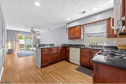 161 River Dr, Parsippany, NJ 07034 - Photo 8
