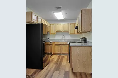 9 Madison Ave #18, Paterson, NJ 07524 - Photo 6