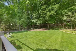 7 Pontiac Dr, Wayne, NJ 07470 - Photo 28