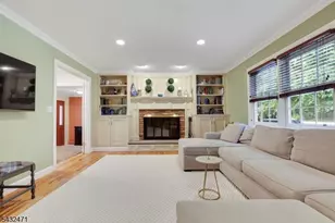 7 Pontiac Dr, Wayne, NJ 07470 - Photo 10