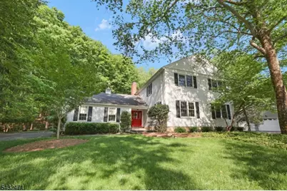 7 Pontiac Dr, Wayne, NJ 07470 - Photo 1