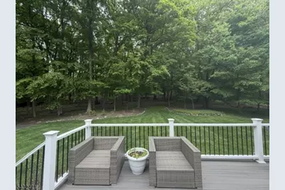 7 Pontiac Dr, Wayne, NJ 07470 - Photo 2