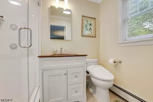 7 Pontiac Dr, Wayne, NJ 07470 - Photo 16