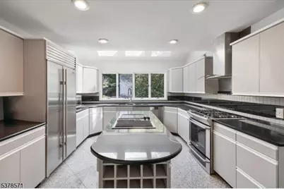 215 Eileen Dr, Cedar Grove, NJ 07009 - Photo 18