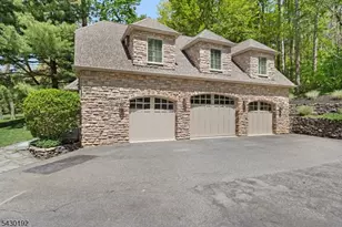 23 Saddle Hill Rd, Mendham Township, NJ 07931 - Photo 4