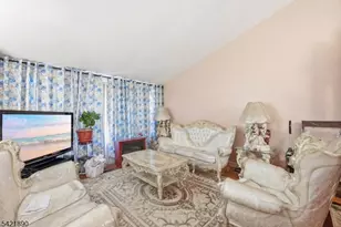 674 Berkeley Ave, Orange, NJ 07050 - Photo 6