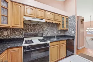 674 Berkeley Ave, Orange, NJ 07050 - Photo 12