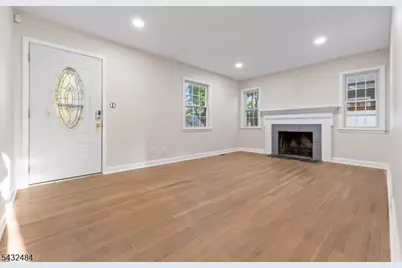 1267 Hollywood Ave, Plainfield, NJ 07060 - Photo 2