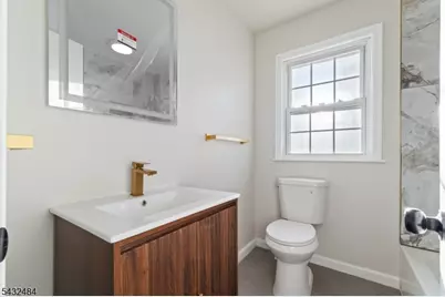 1267 Hollywood Ave, Plainfield, NJ 07060 - Photo 6