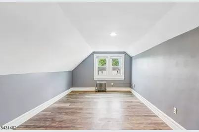 301 E 9th Ave, Roselle, NJ 07203 - Photo 18